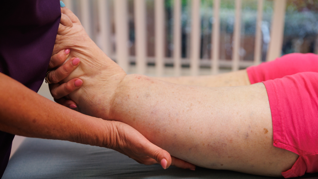 What Kind of Specialist Treats Lymphedema and What to Look For